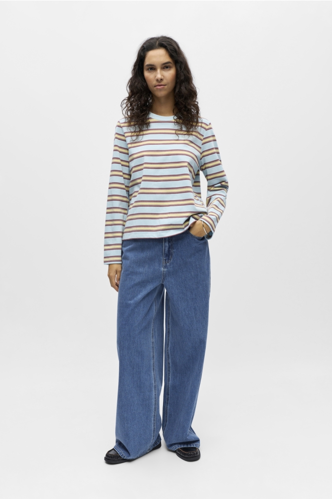 Object blauwe dames t-shirt | Model