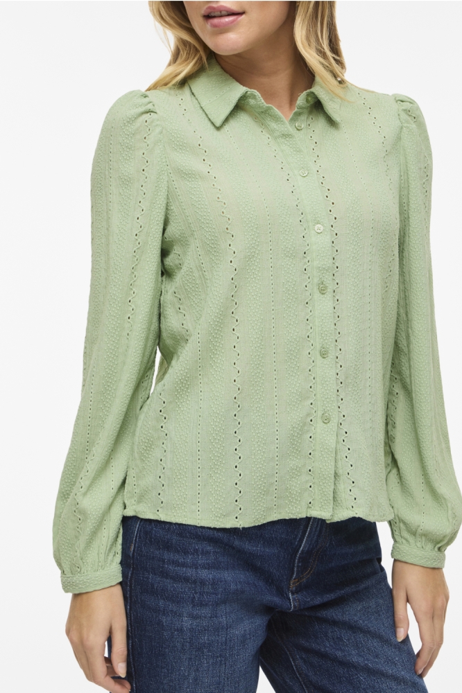 Vila groene dames blouse | Model vooraanzicht