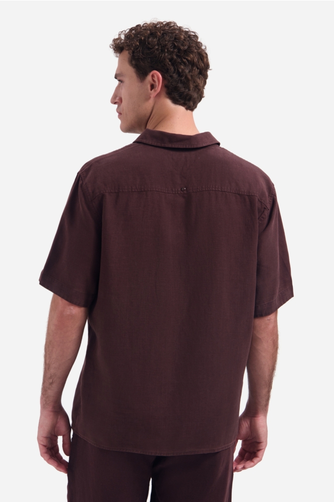 NO-EXCESS bruine heren overhemd | Model achteraanzicht