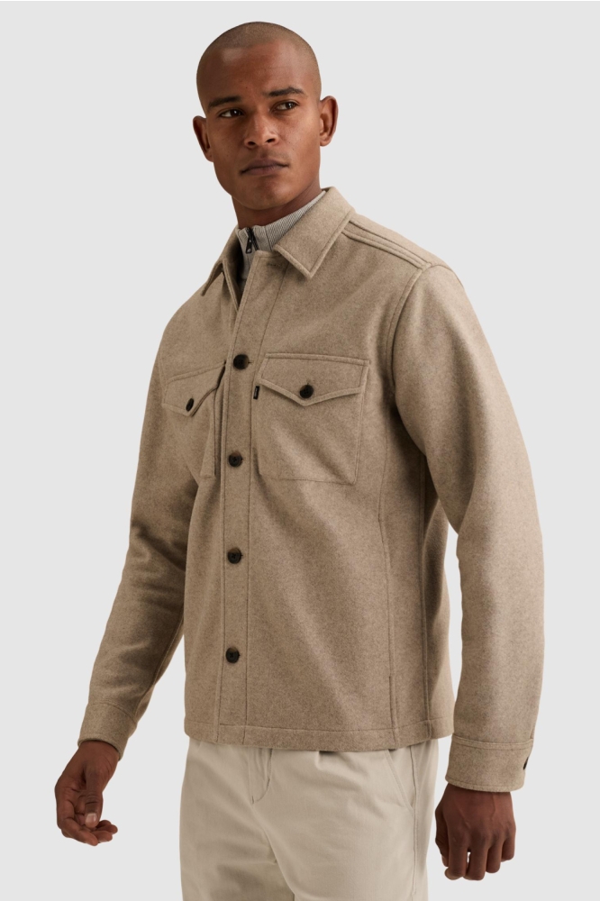 Vanguard zand heren overhemd | Model vooraanzicht