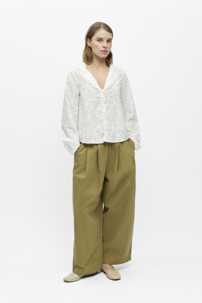 Object witte dames blouse | Model