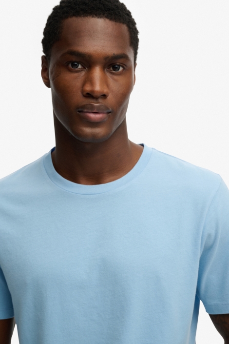 Superdry blauwe heren t-shirt | Close up
