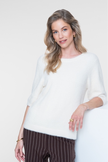 Geisha Trui TRUI MET RONDE HALS EN DRIEKWARTMOUWEN 64537-29 000010 off-white