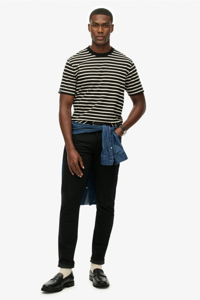 Superdry zwarte heren t-shirt | Model