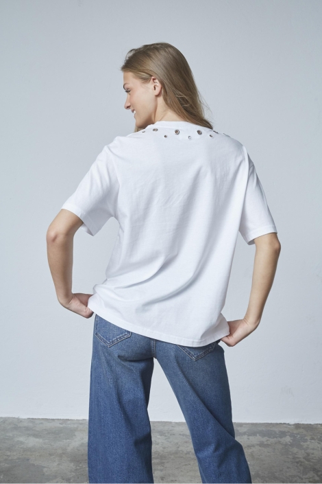 SisterS point witte dames t-shirt | Model achteraanzicht