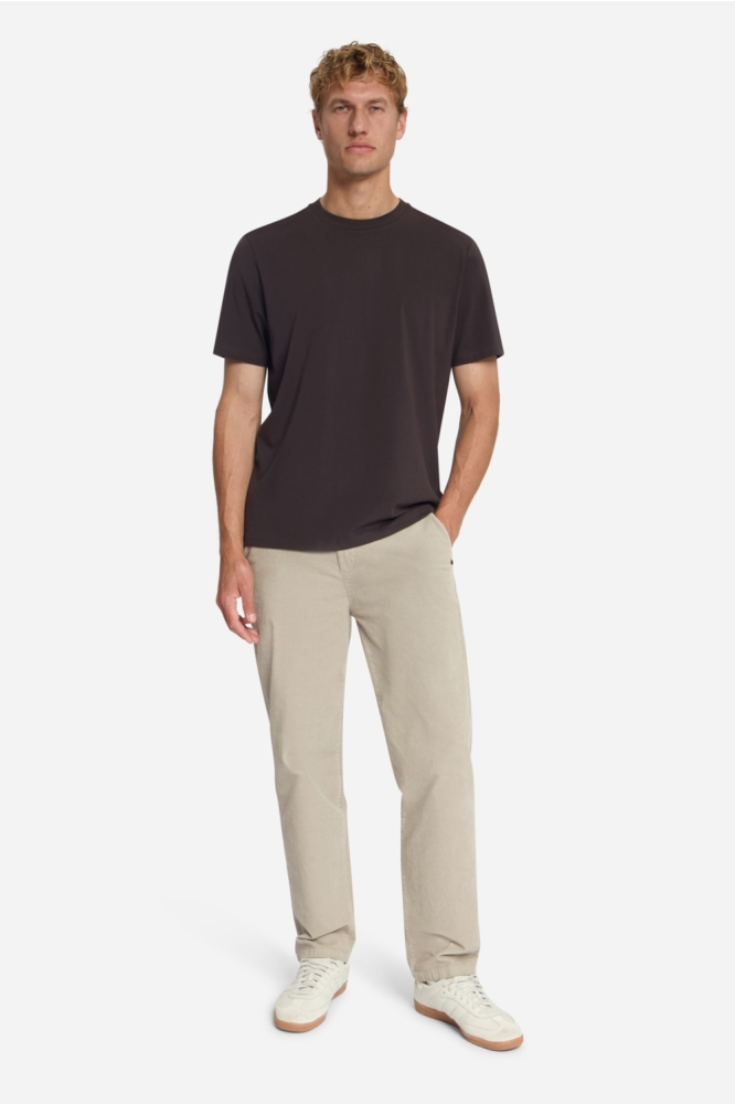 NO-EXCESS bruine heren t-shirt | Model