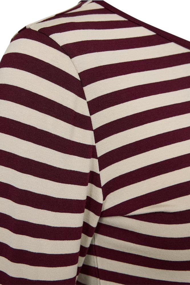 Freequent bordeaux dames t-shirt | Close up