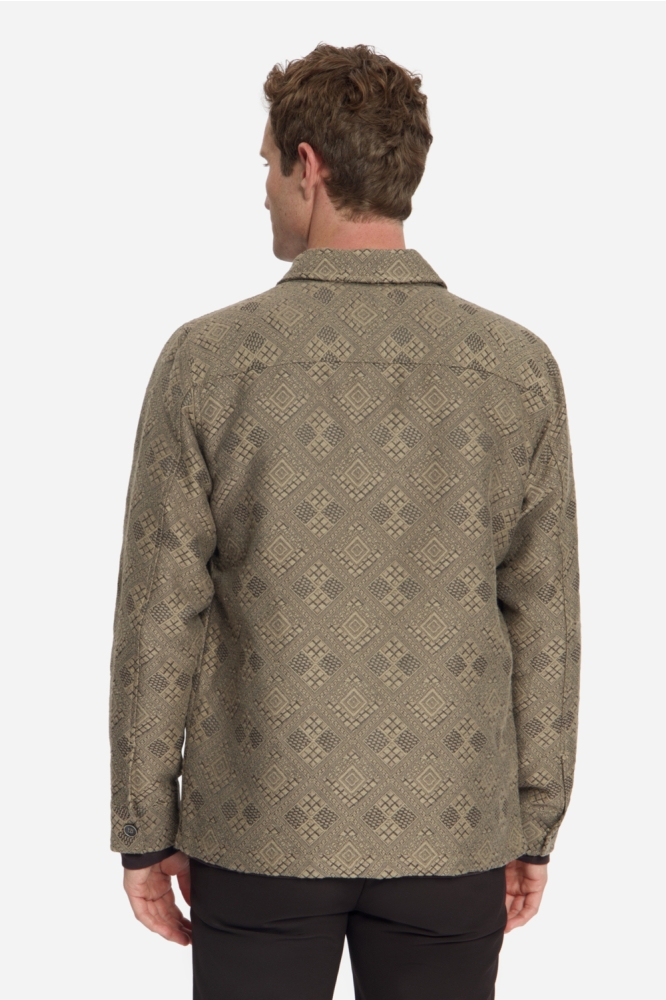 NO-EXCESS taupe heren overhemd | Model achteraanzicht
