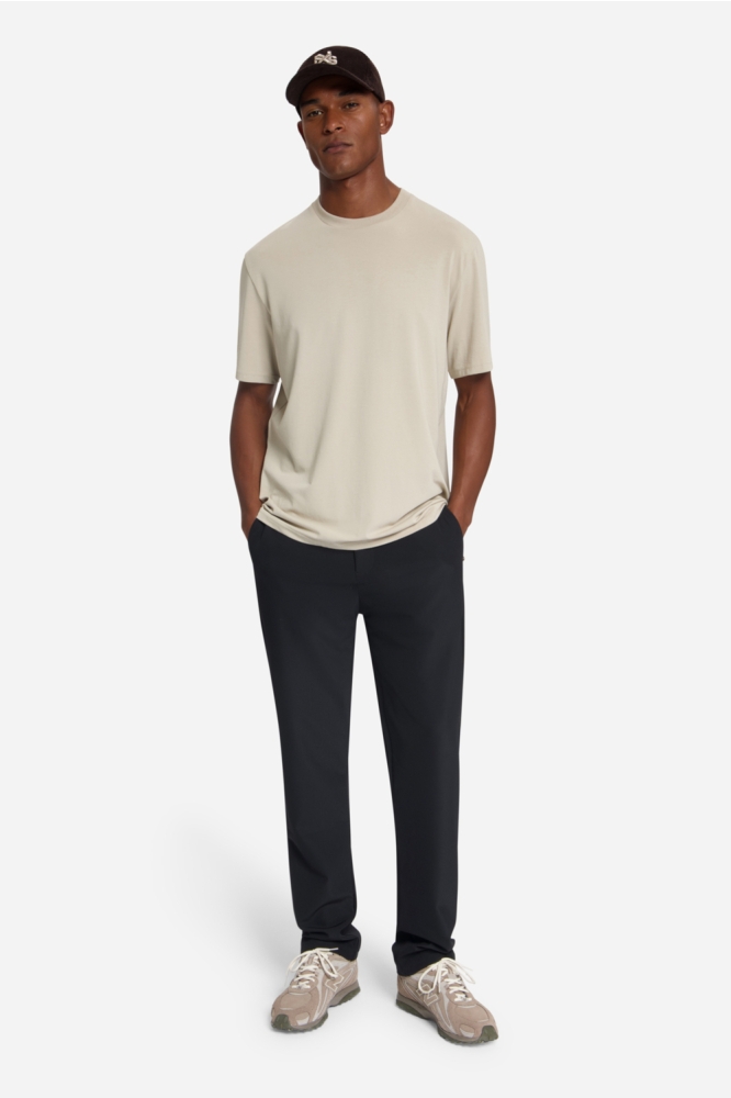 NO-EXCESS ecru heren t-shirt | Model