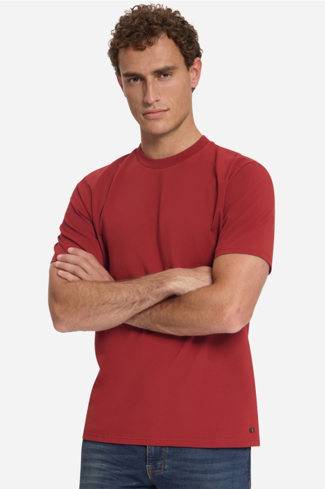 NO-EXCESS rode heren t-shirt | Model zijaanzicht