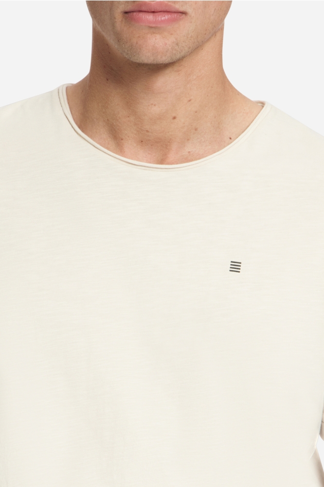NO-EXCESS ecru heren t-shirt | Close up