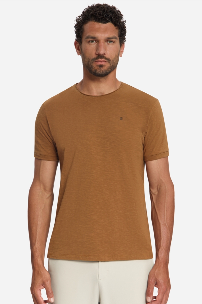NO-EXCESS camel heren t-shirt | Model vooraanzicht