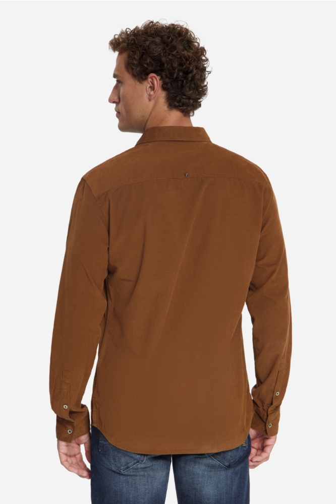 NO-EXCESS camel heren overhemd | Model achteraanzicht