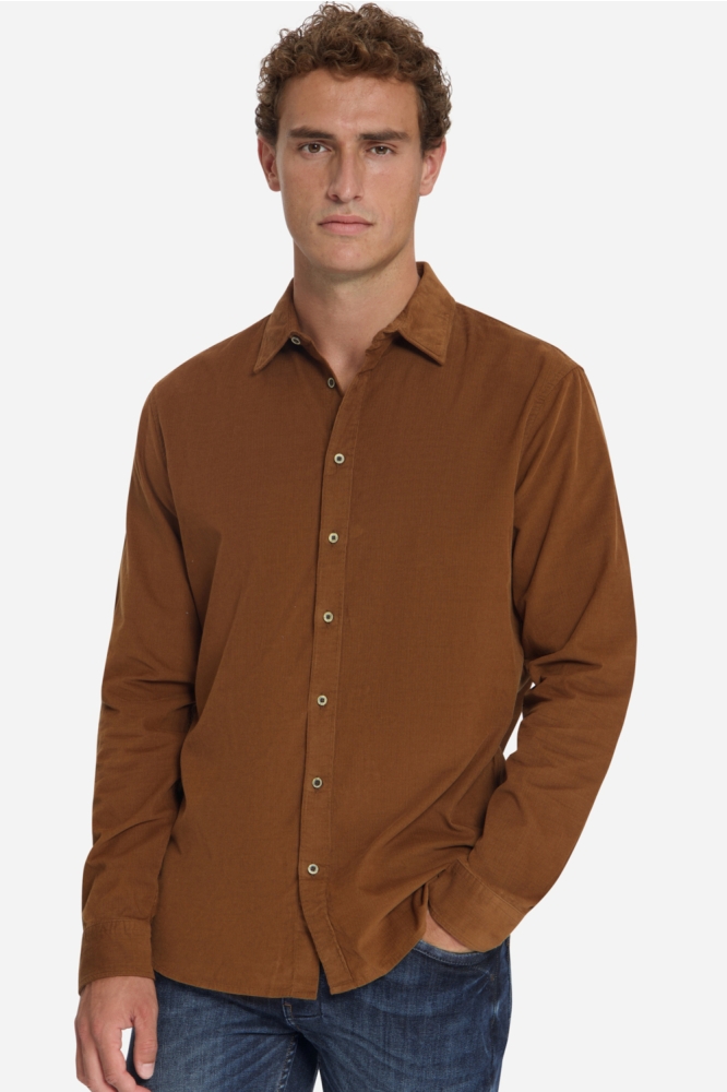 NO-EXCESS camel heren overhemd | Model vooraanzicht