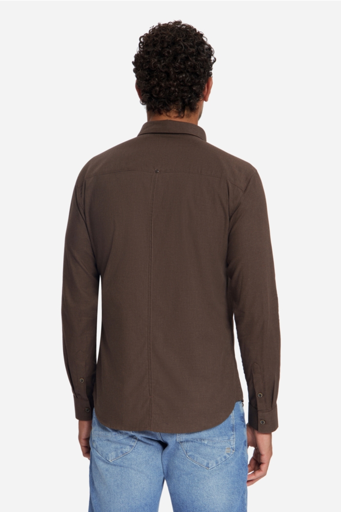 NO-EXCESS bruine heren overhemd | Model achteraanzicht