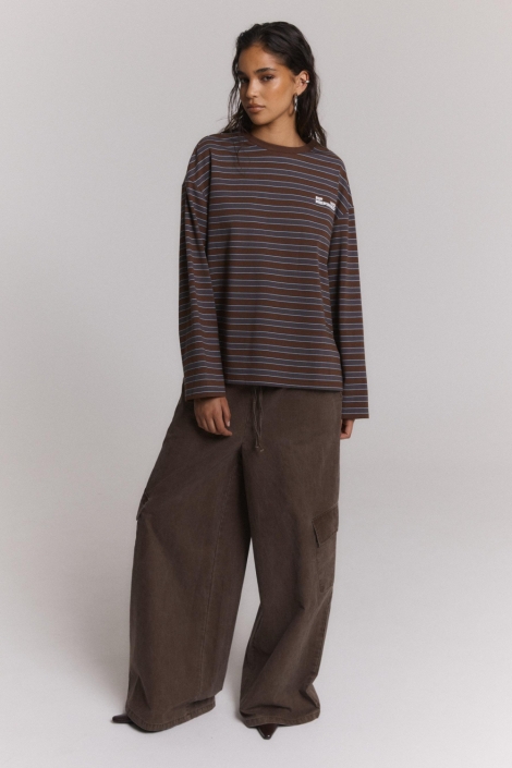 Refined Department bruine dames t-shirt | Model