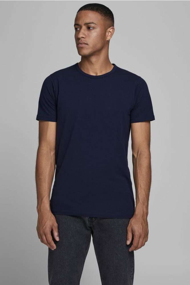 Jack & Jones blauwe heren t-shirt | Model vooraanzicht