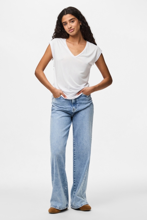 Pieces witte dames t-shirt | Model