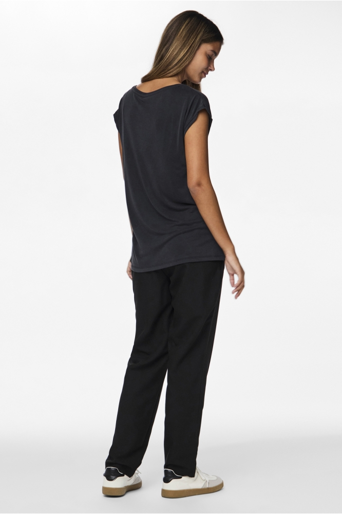 Pieces zwarte dames t-shirt | Model