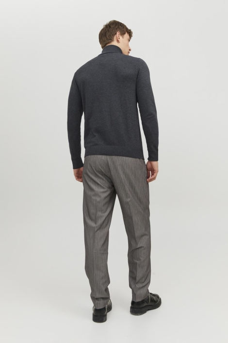 Jack & Jones grijze heren trui | Model achteraanzicht