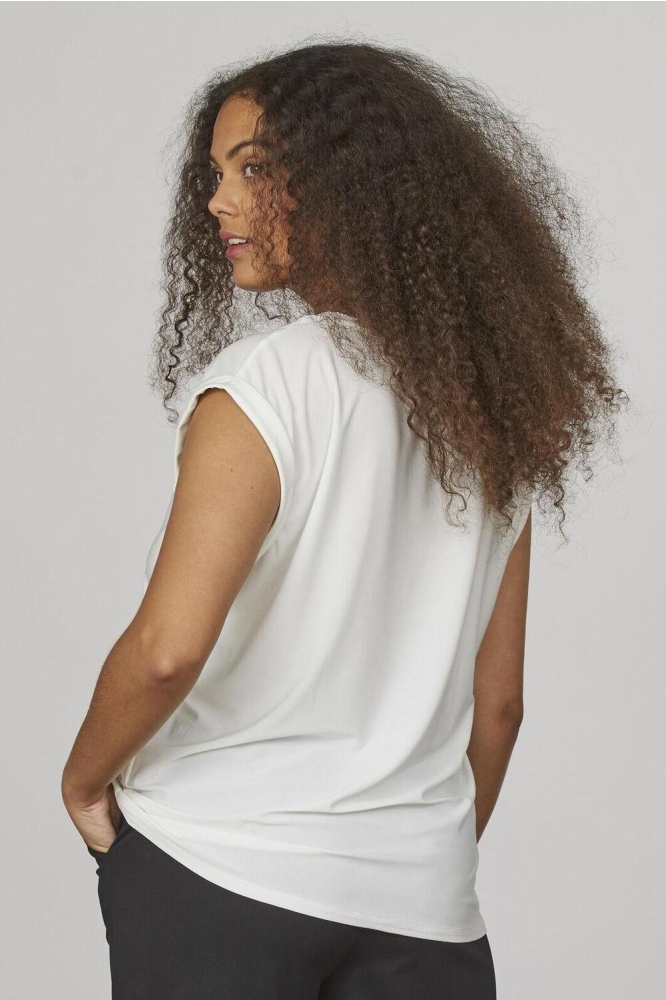 SisterS point witte dames t-shirt | Model achteraanzicht