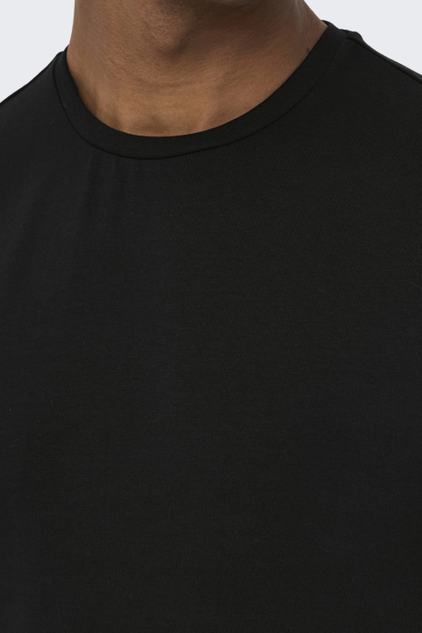 Only & Sons zwarte heren t-shirt | Close up