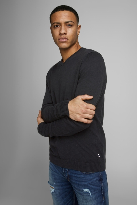 Jack & Jones zwarte heren trui | Model vooraanzicht