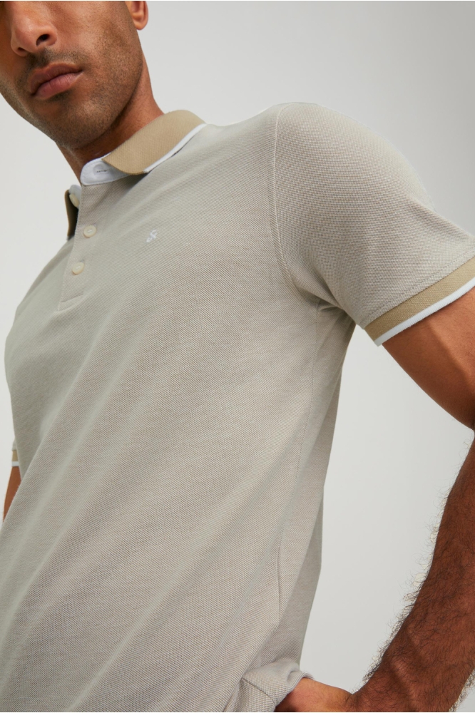 Jack & Jones zand heren polo | Close up
