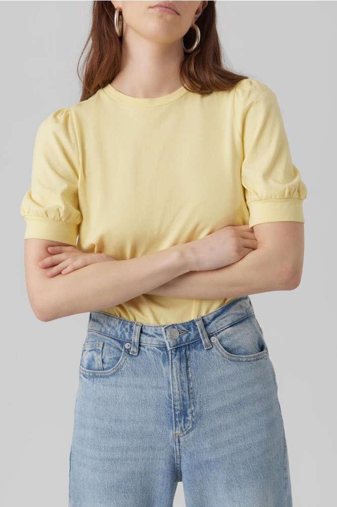 Vero Moda gele dames t-shirt | Close up