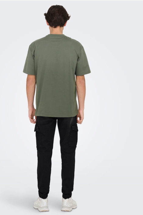 Only & Sons groene heren t-shirt | Model