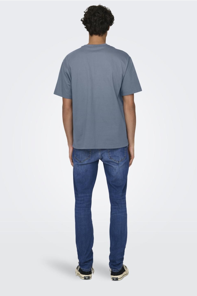Only & Sons blauwe heren t-shirt | Model achteraanzicht