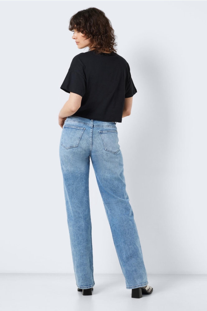 Noisy may zwarte dames t-shirt | Model