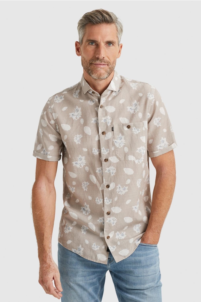 Vanguard beige heren overhemd | Model vooraanzicht