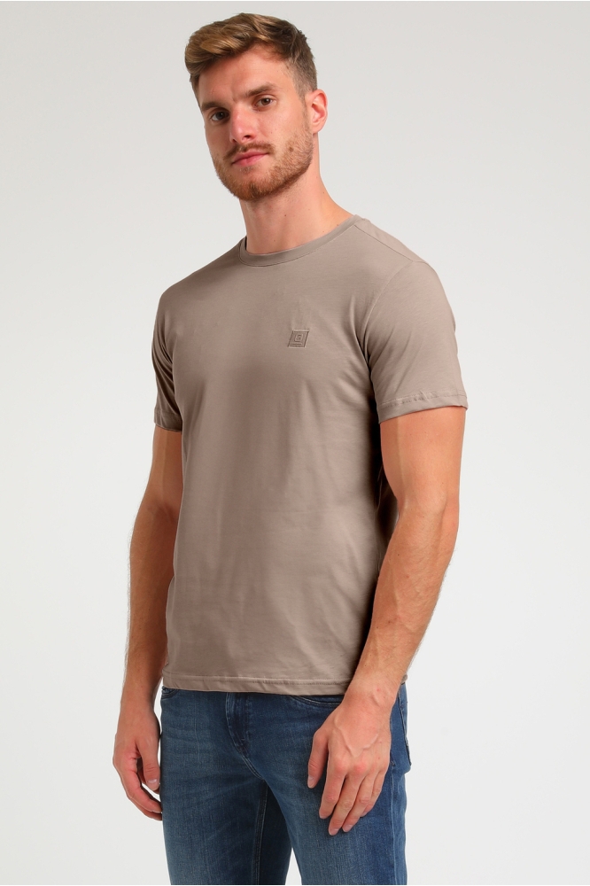 Gabbiano taupe heren t-shirt | Model vooraanzicht