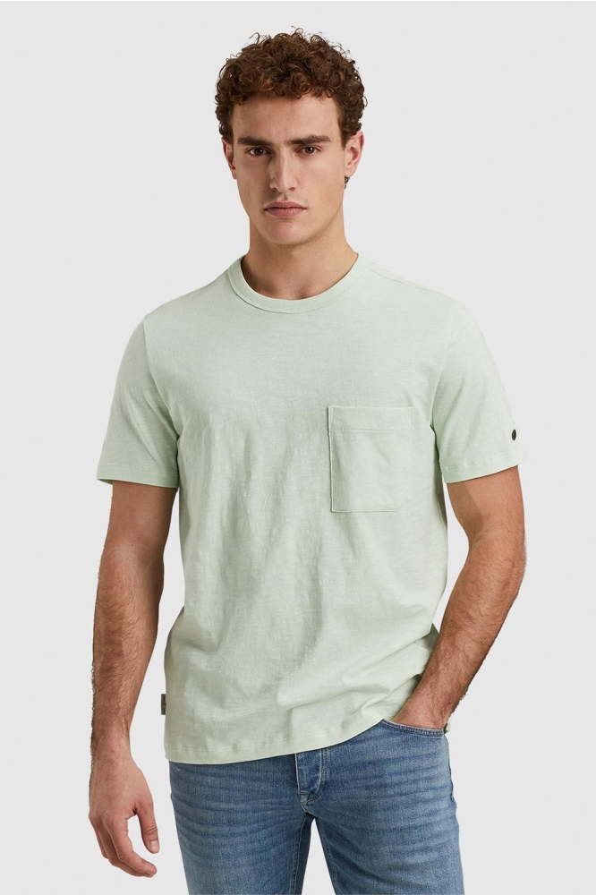 Cast Iron groene heren t-shirt | Model vooraanzicht