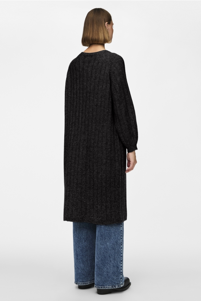 Pieces zwarte dames vest | Model achteraanzicht