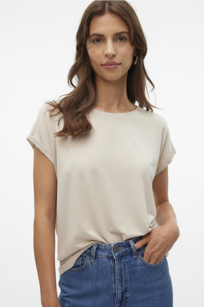 Vero Moda beige dames t-shirt | Model