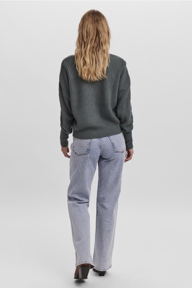 Vero Moda groene dames vest | Model achteraanzicht