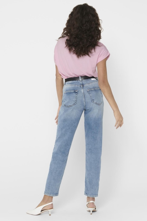 Only roze dames t-shirt | Model