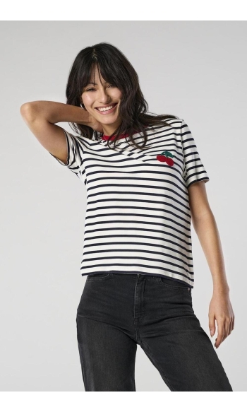 ONLHEART LIFE S/S TEE JRS NOOS 15318959 Cloud dancer/Night SKY