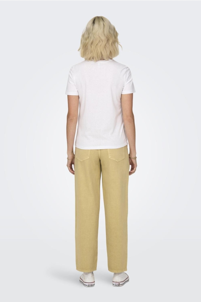 Only witte dames t-shirt | Model achteraanzicht