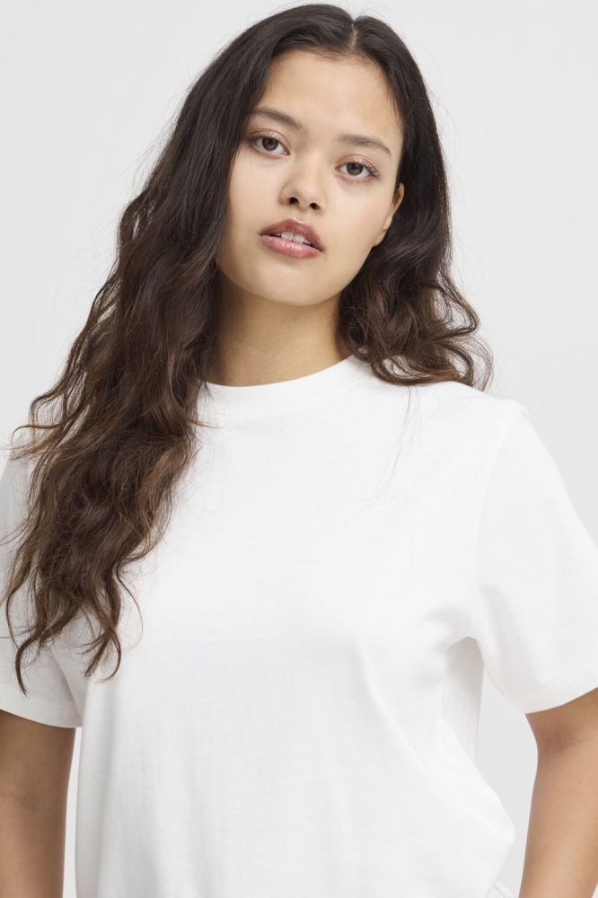 Ichi witte dames t-shirt | Model vooraanzicht