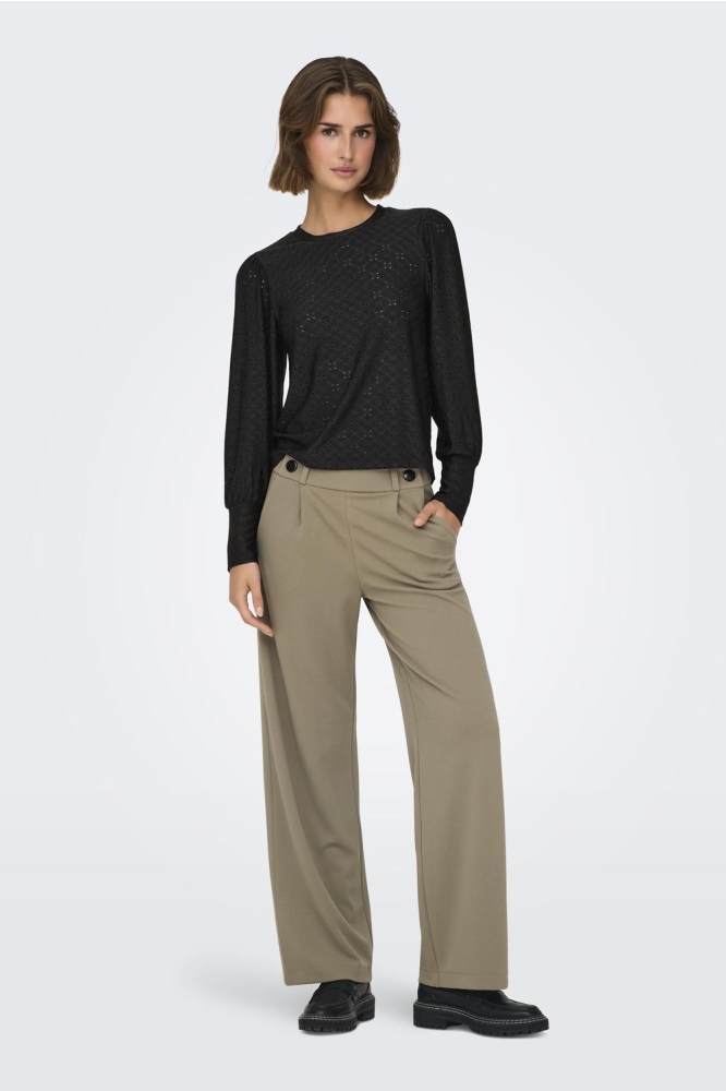 Jacqueline de Yong zwarte dames t-shirt | Model