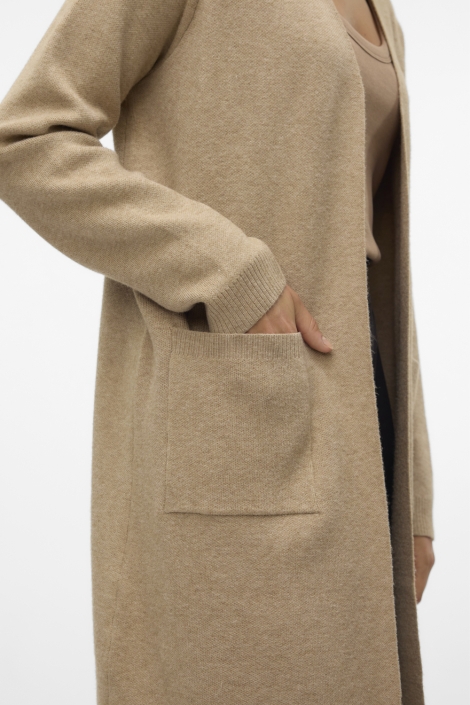 Vero Moda bruine dames vest | Close up