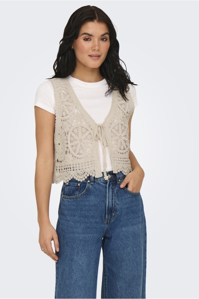 Jacqueline de Yong beige dames gilet | Model vooraanzicht