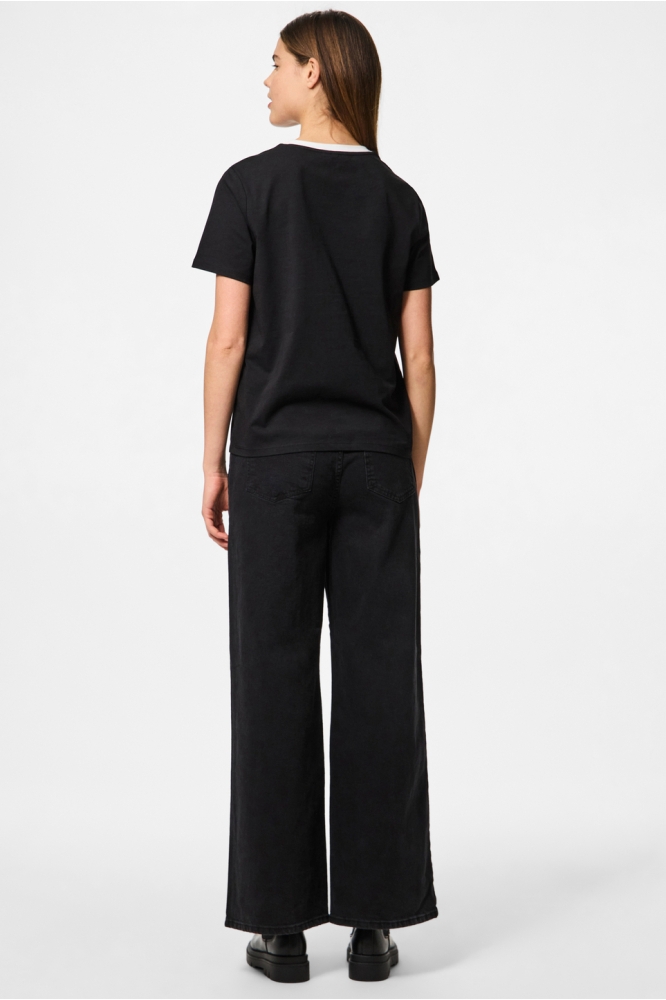 Pieces zwarte dames t-shirt | Model