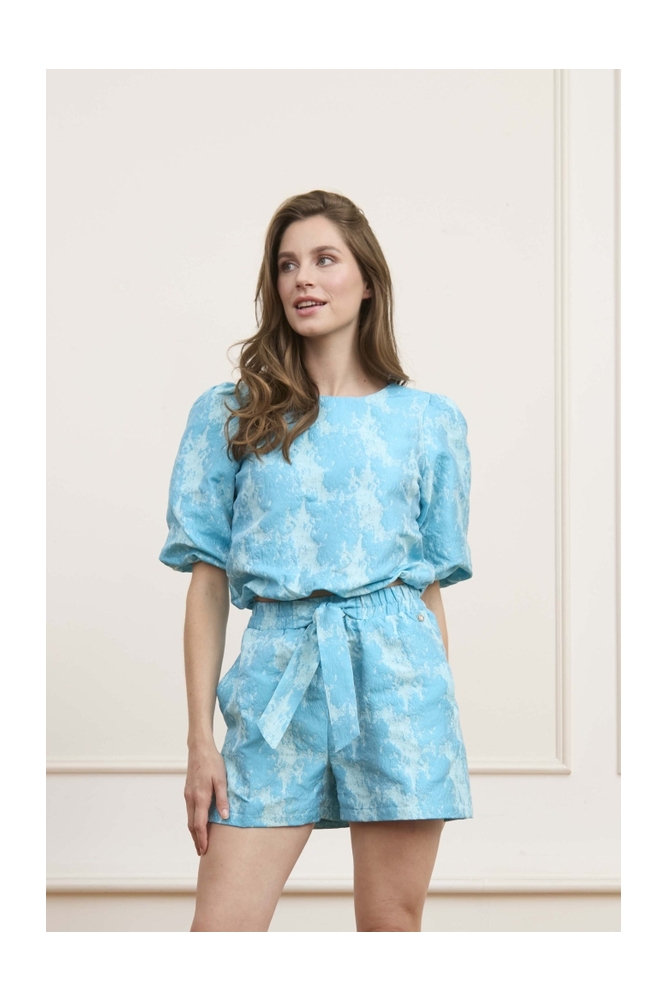 Lofty Manner blauwe dames t-shirt | Model vooraanzicht