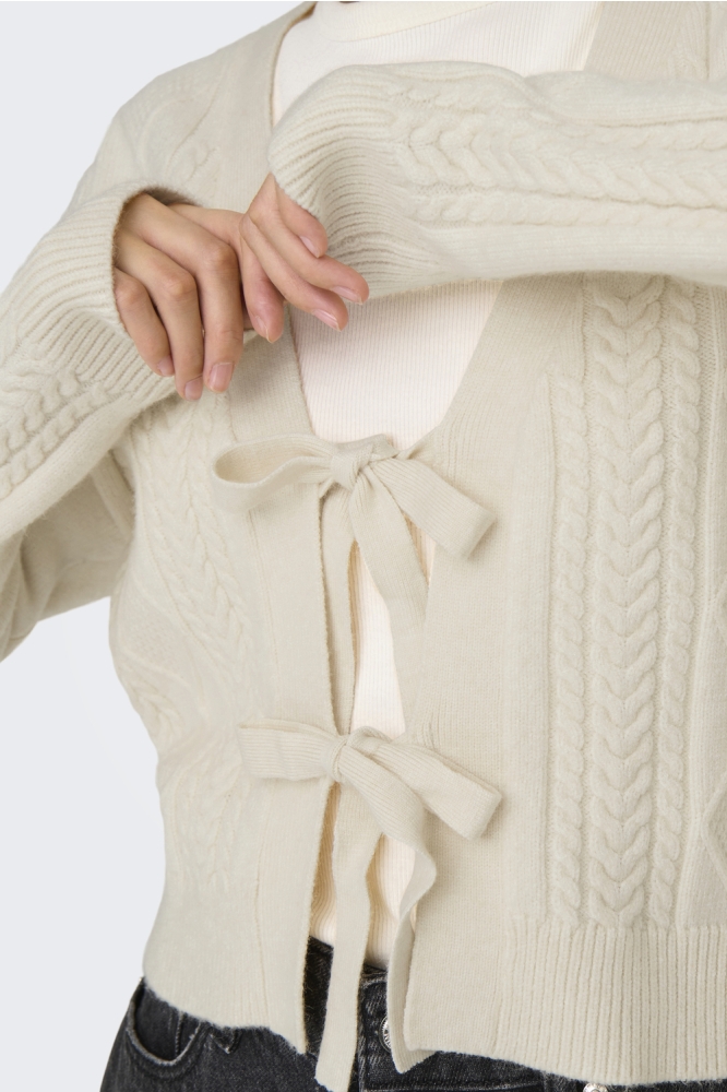 Only beige dames vest | Close up