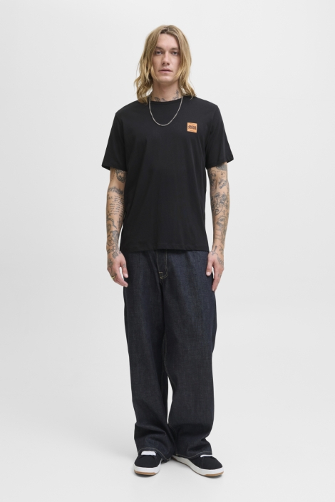 Jack & Jones zwarte heren t-shirt | Model