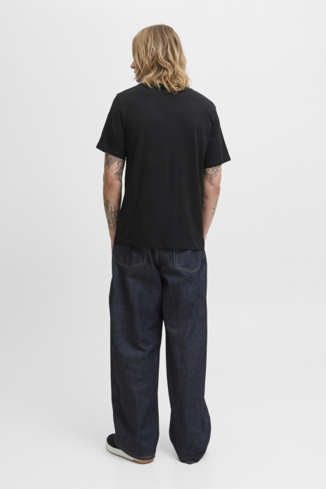 Jack & Jones zwarte heren t-shirt | Model